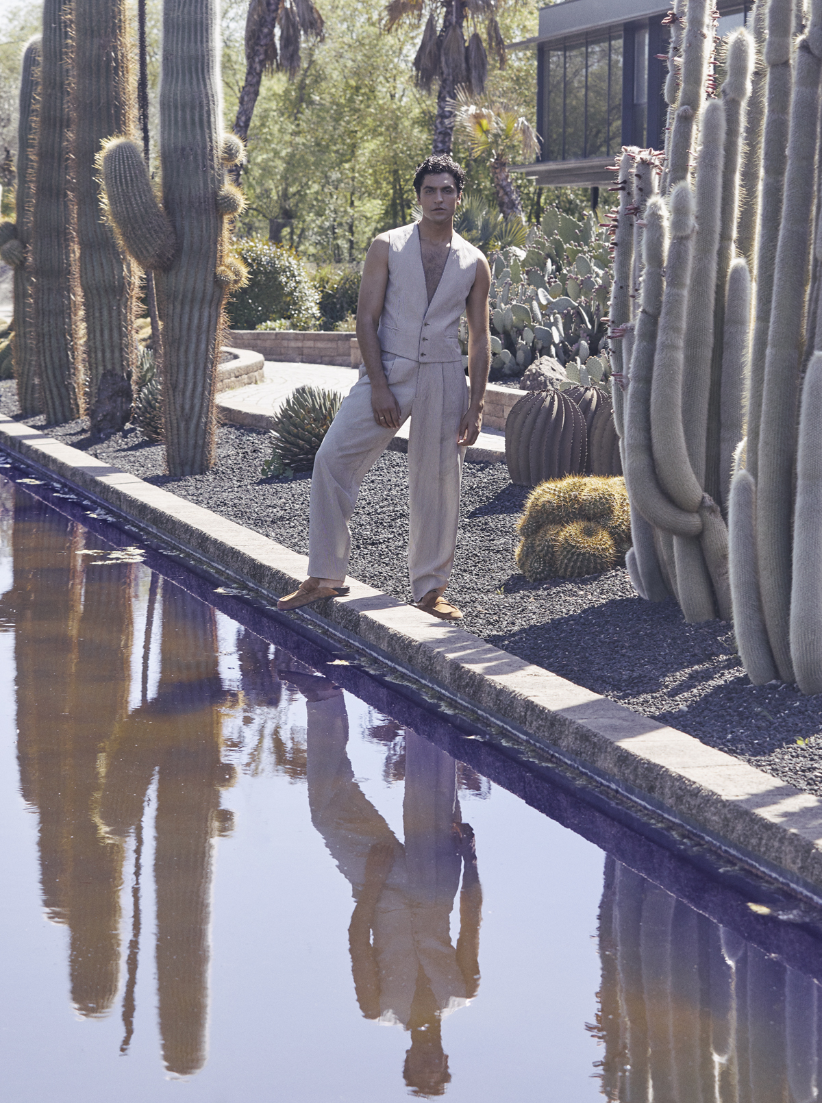 SHOT_08_079_24_04_2025_ESQUIRE_TOMAS_PARAMO
