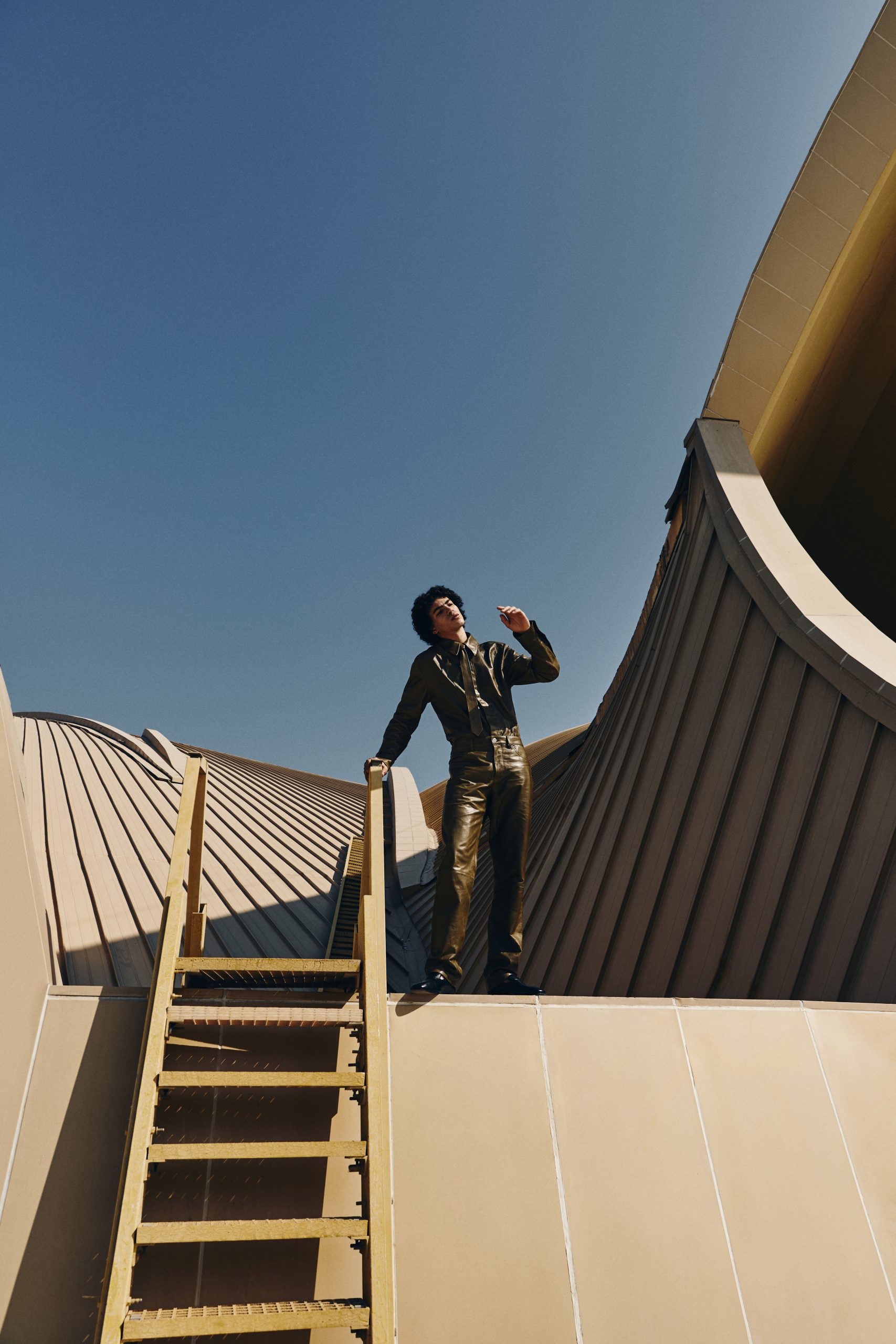 ICON_EARTH_SHADOW_02_176